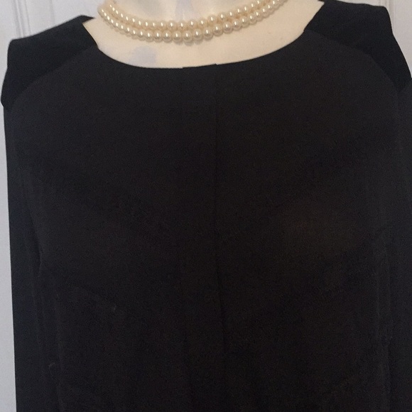 Ann Taylor black blouse - Picture 2 of 8